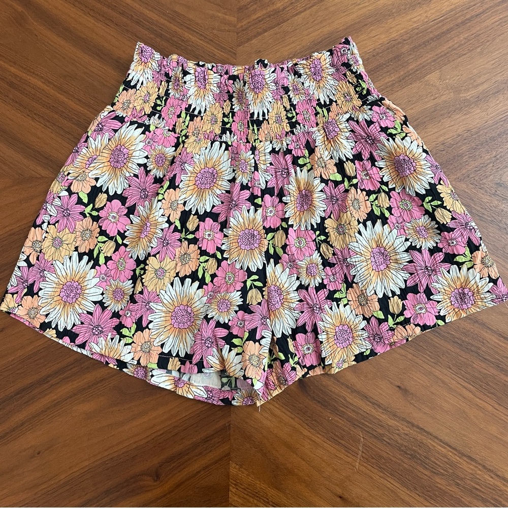 Forever 21 - Floral Girl’s Shorts - size 9/10